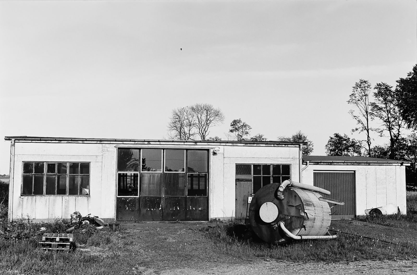 Smedja och rymdskepp. Fotografi av Torbjörn Helgesson.