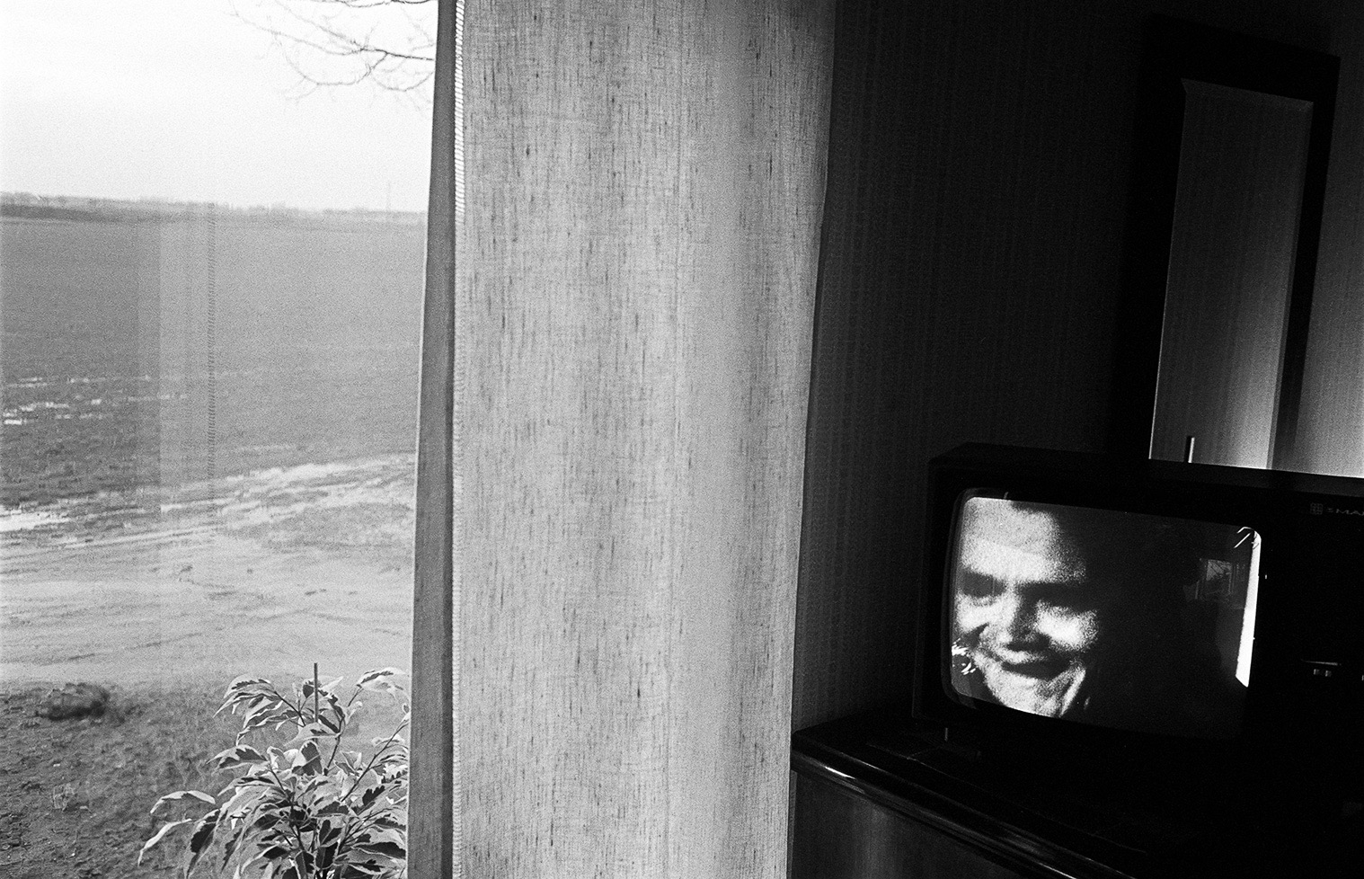 TV och vinterlanskap på Österlen